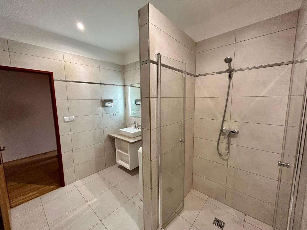 Hotel Rohac Trstená Eksteriør billede